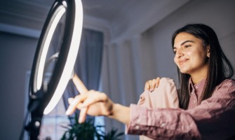 Influencer Marketing Nedir? Yeni Başlayanlar İçin Rehber Influencer Marketing Nedir? Yeni Başlayanlar İçin Rehber